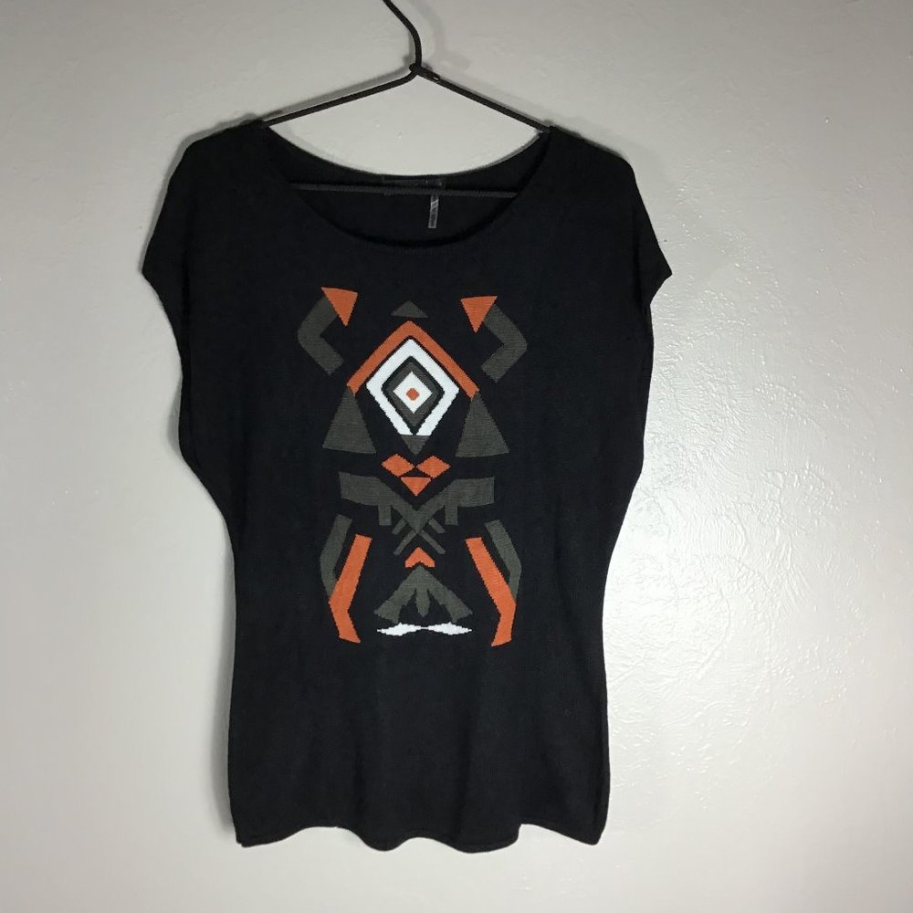 THML Tribal/Aztec Print Top Sz M
